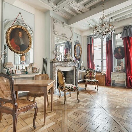 Au Coeur De Paris - Appartement Historique De Madame Du Barry Kültér fotó