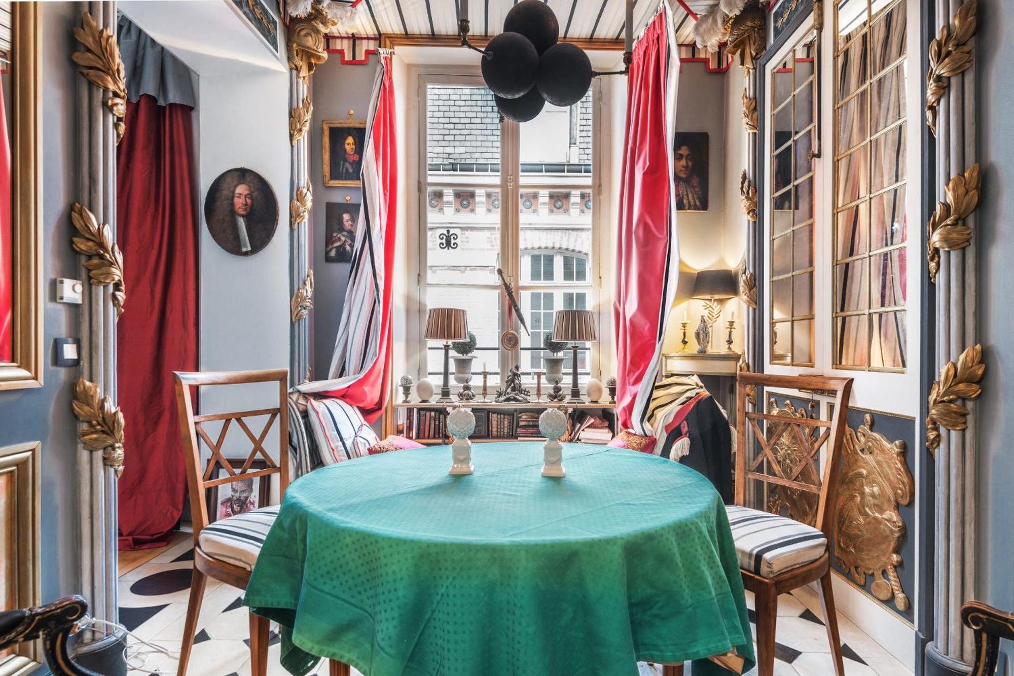 Au Coeur De Paris - Appartement Historique De Madame Du Barry Kültér fotó